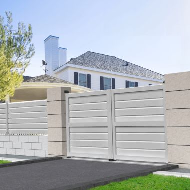 Portão de batente de privacidade feito a medida INTERSUN - 1